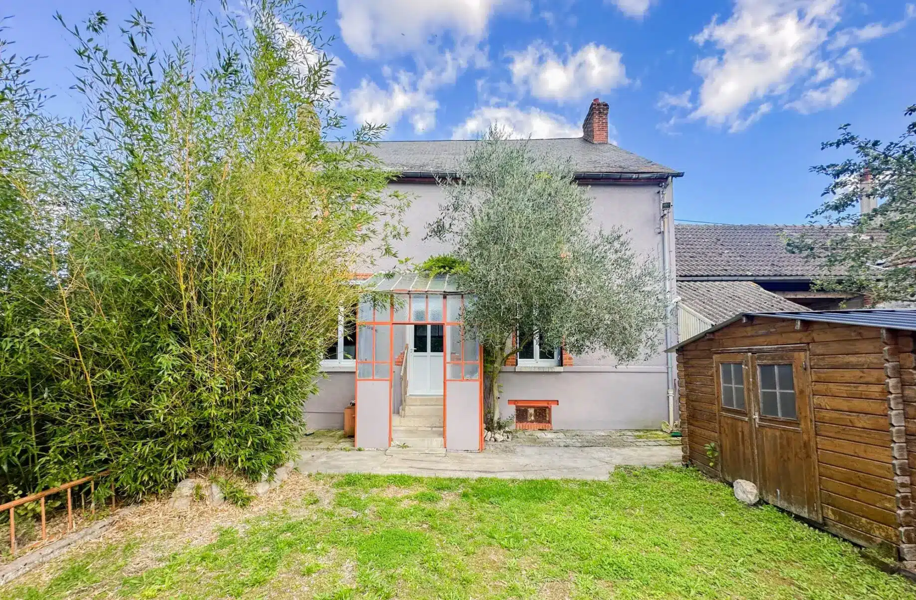 126 Beaux espaces – dépendance/écuries- Beaumont-du-Gatinais