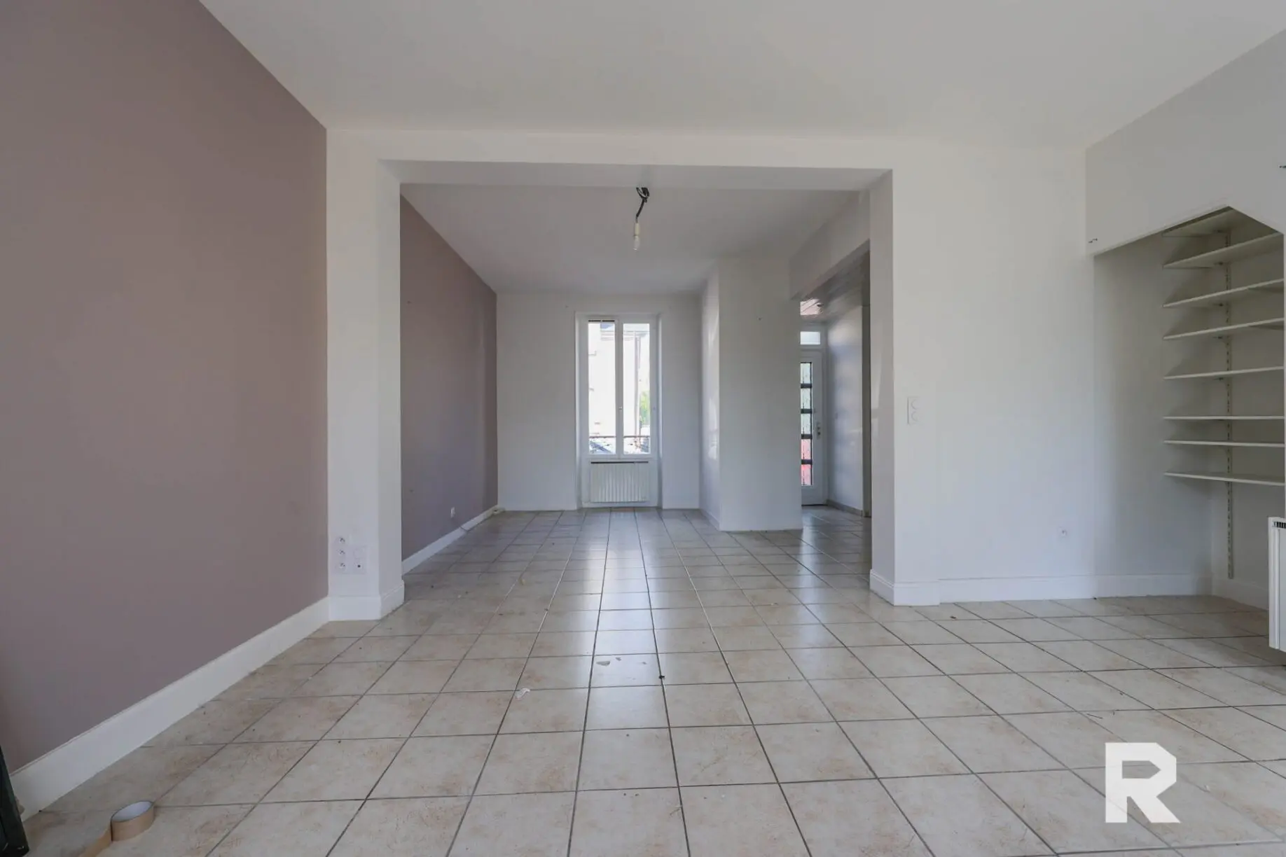 142 Centre ville – 4 chambres – Jardin et parking