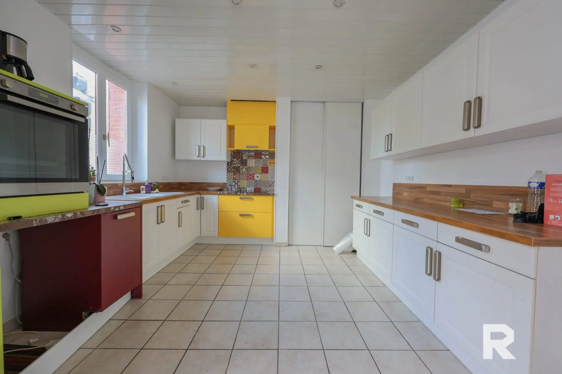 143 Centre ville – 4 chambres – Jardin et parking