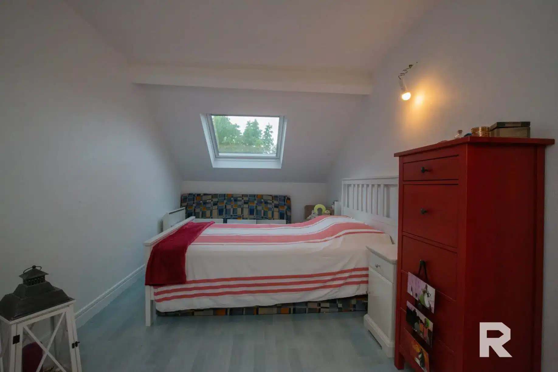 150 Centre ville – 4 chambres – Jardin et parking