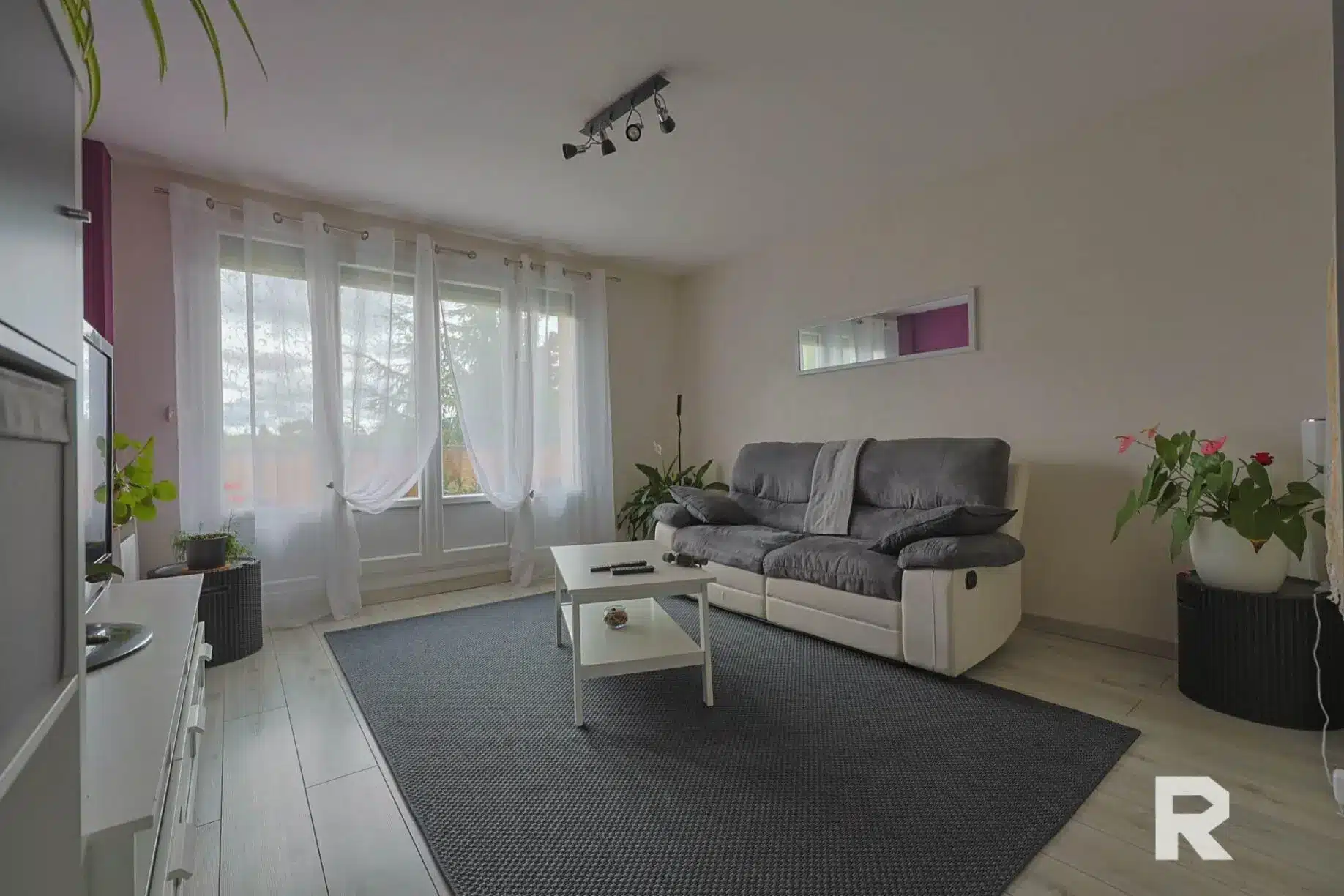 68 Appartement 2 chambres balcon garage