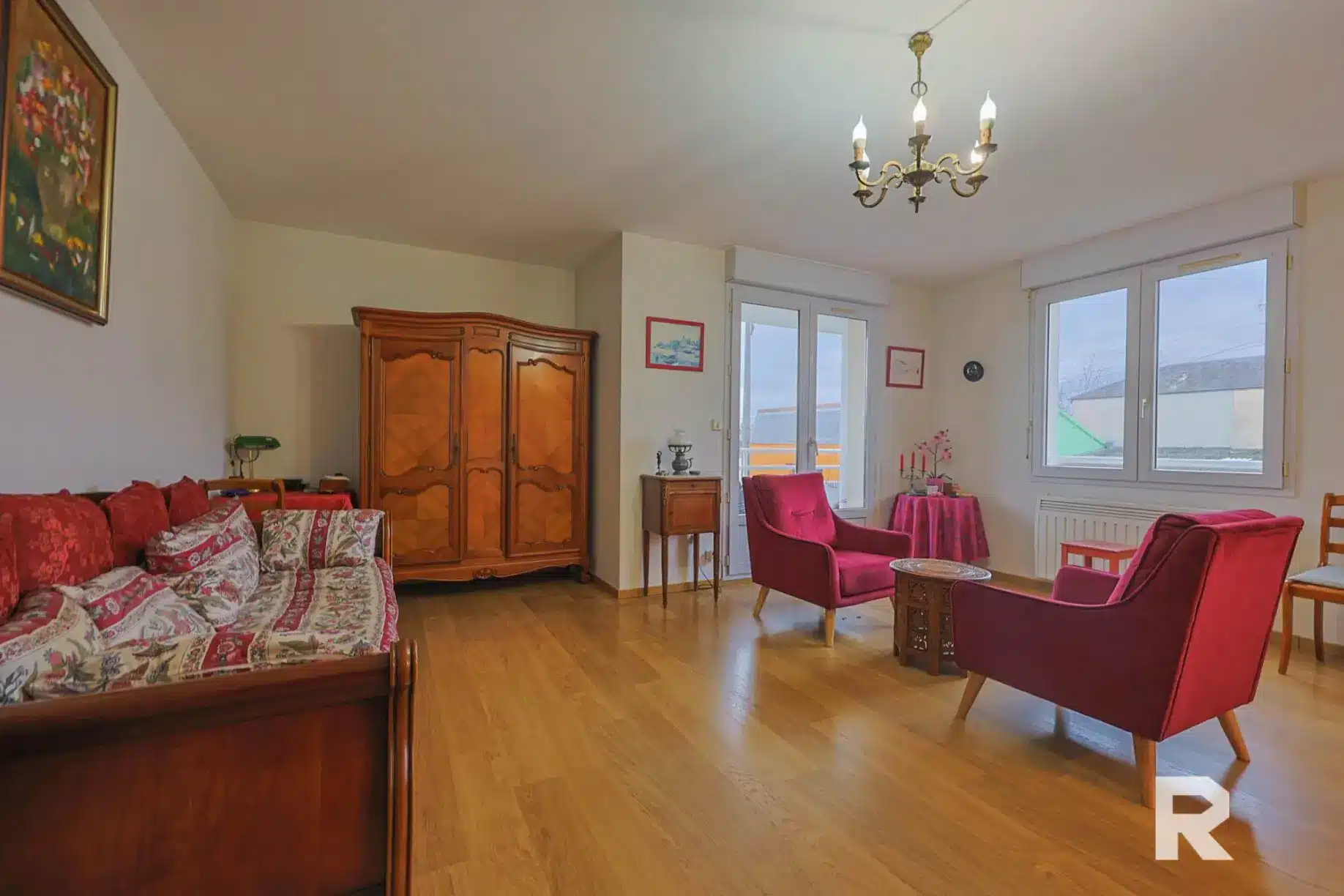 74 Appartement standing – 2 chambres – Garage – Place de parking