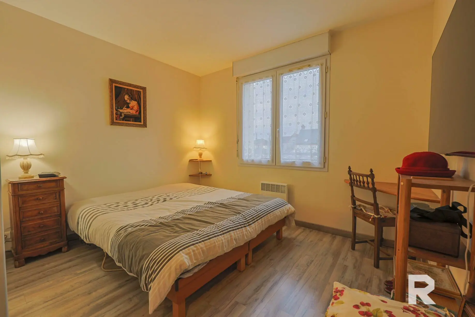 82 Appartement standing – 2 chambres – Garage – Place de parking