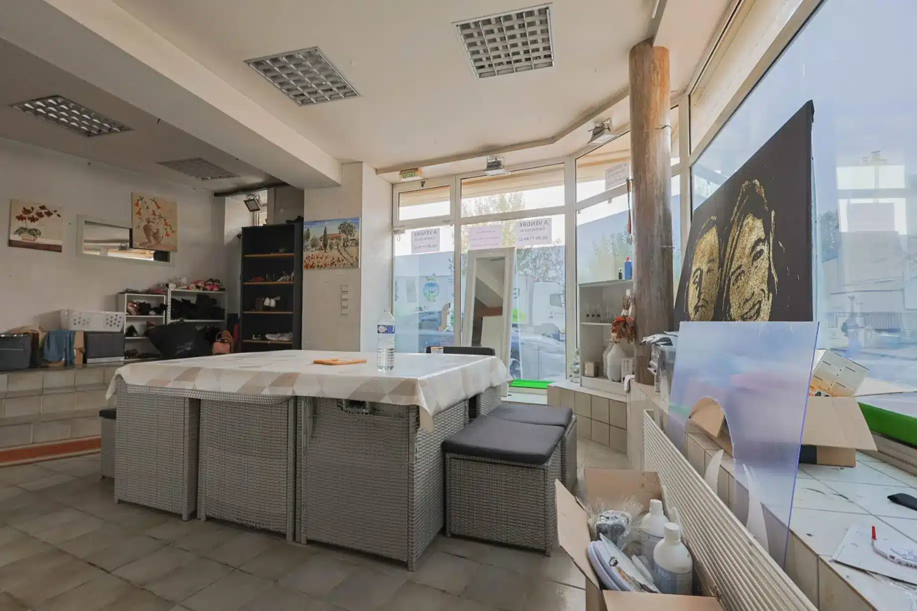 104 Immeuble – Montargis proche Centre – local commercial, studio et T3