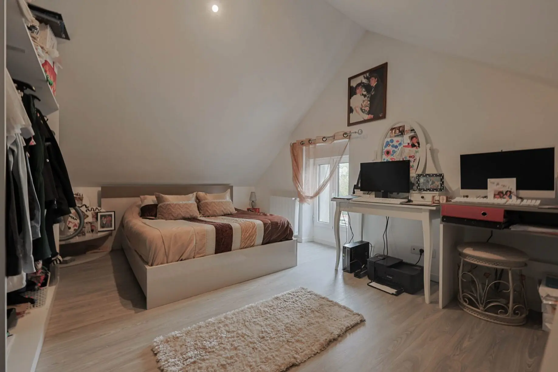 110 Immeuble – Montargis proche Centre – local commercial, studio et T3