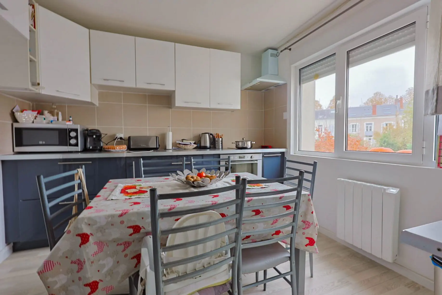 111 Immeuble – Montargis proche Centre – local commercial, studio et T3