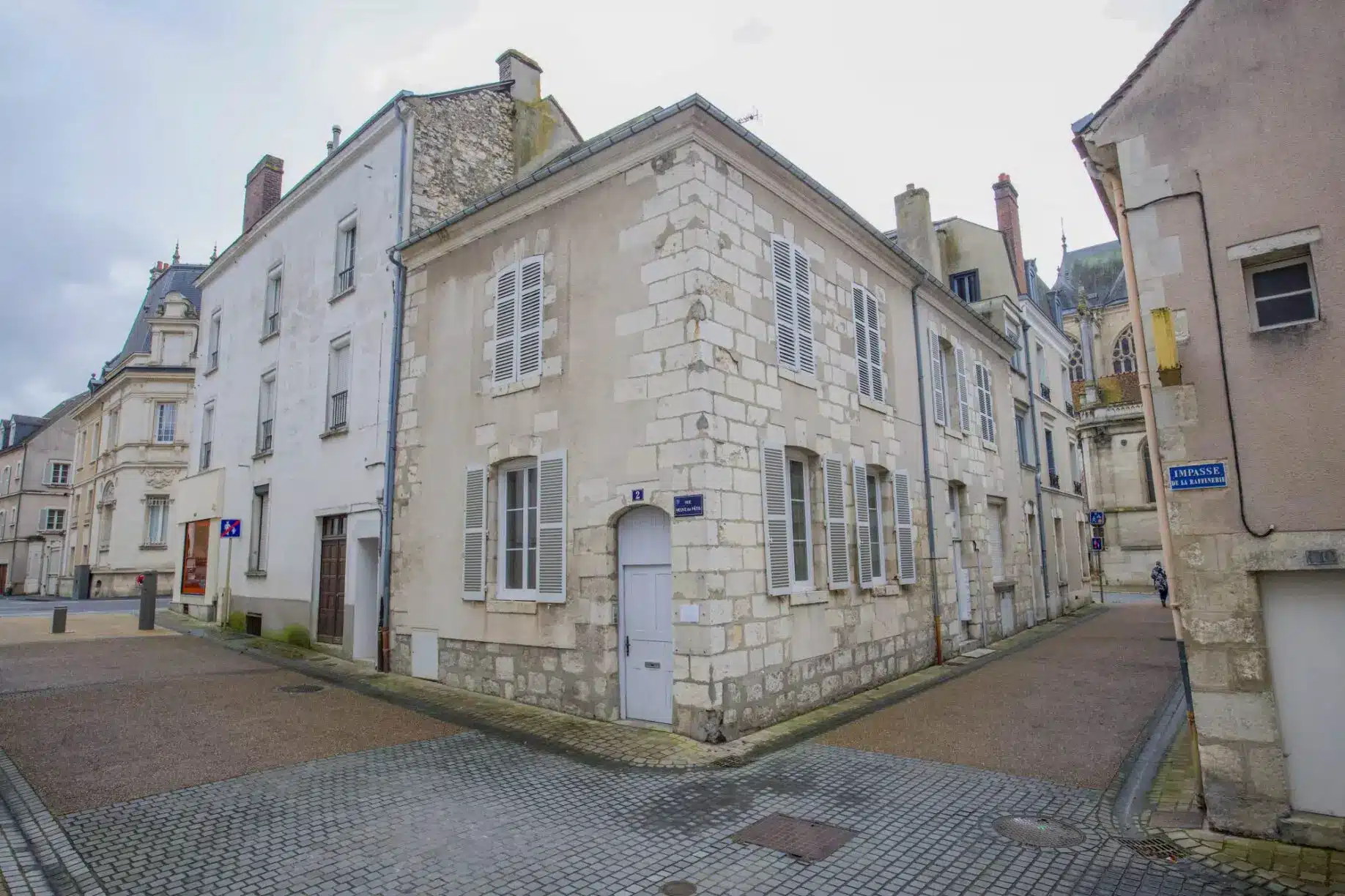 Immeuble de 4 lots – 3 T2 et 1 local commercial