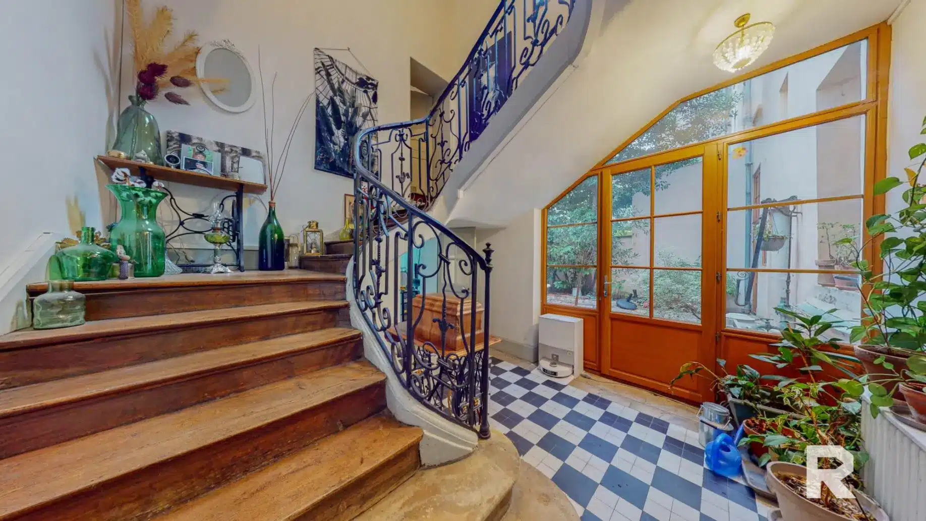 14 Amilly Viroy – 3 chambes – VenteAncien presbytère – hyper centre – 4 chambres – Cour – GarageAmilly Viroy – 3 chambes – Vente
