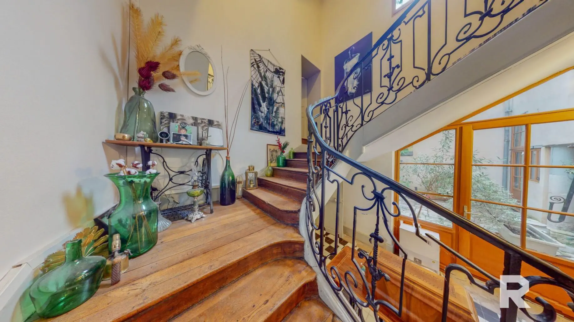 15 Amilly Viroy – 3 chambes – VenteAncien presbytère – hyper centre – 4 chambres – Cour – GarageAmilly Viroy – 3 chambes – Vente