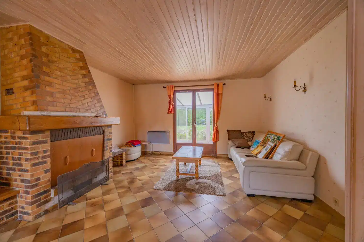 326 Maison à renover 2 chambres