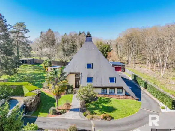 Maison d’architecte – haut de gamme – 5 chambres