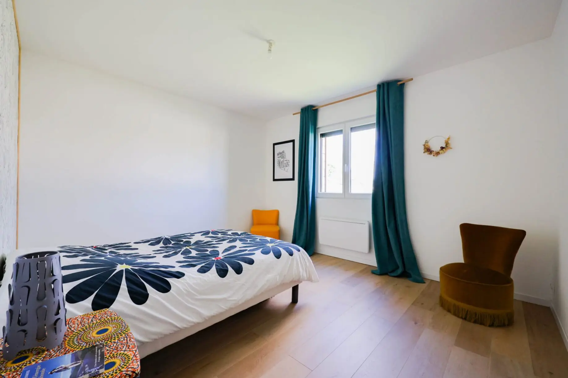 46 entièrement rénové – 4 chambres – A voir