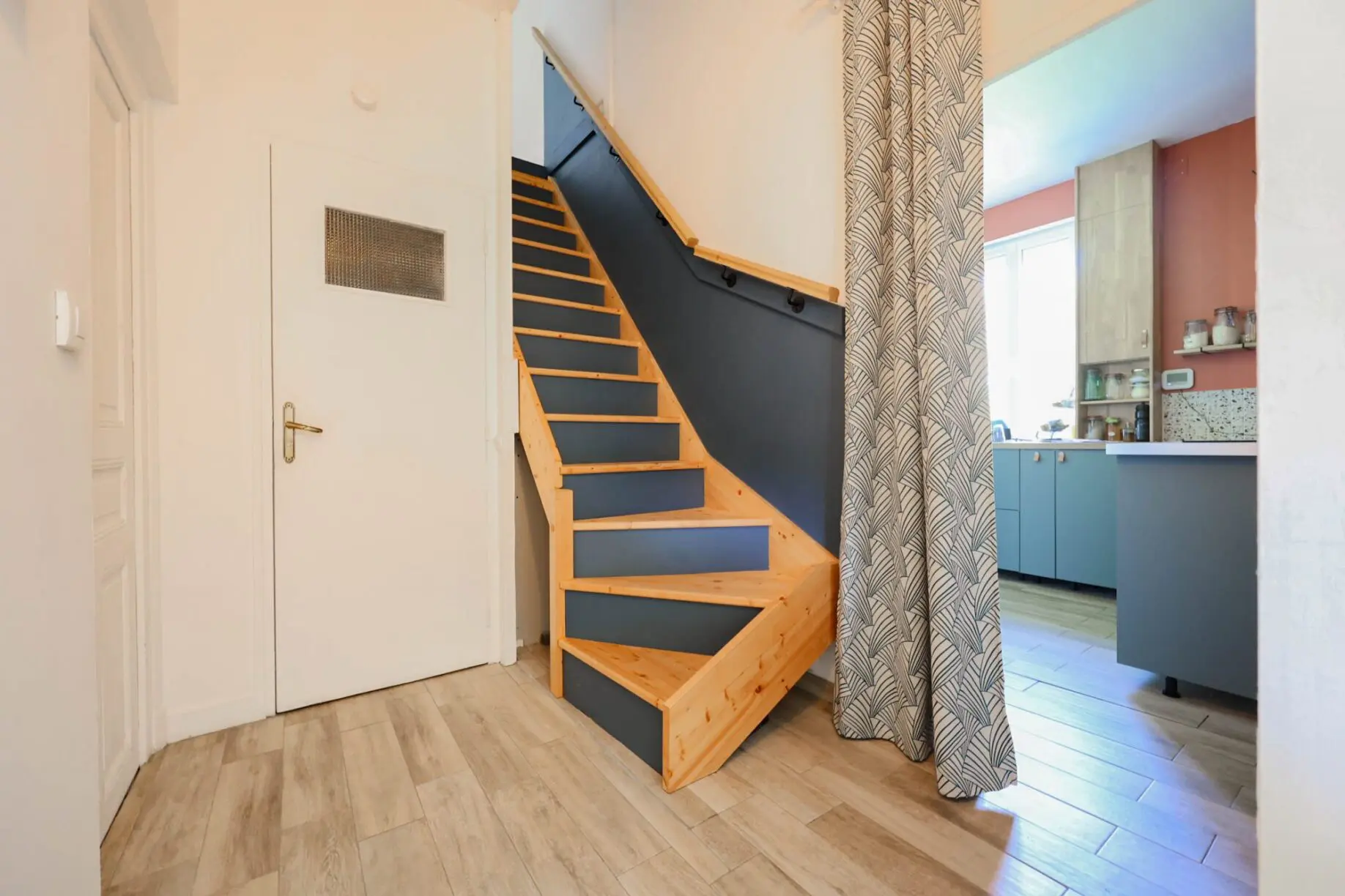 49 entièrement rénové – 4 chambres – A voir