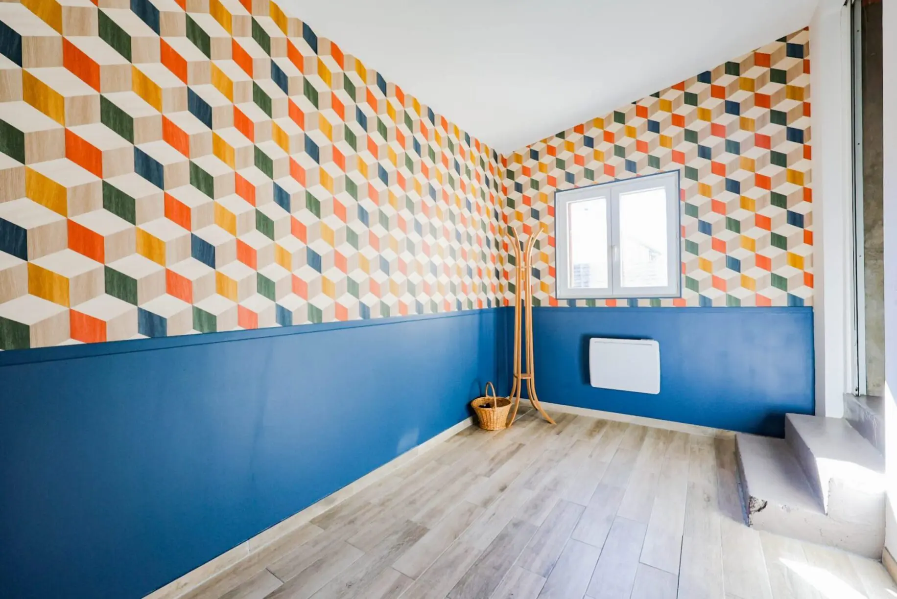 50 entièrement rénové – 4 chambres – A voir