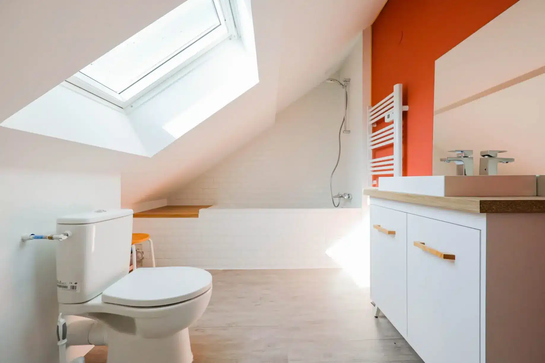 56 entièrement rénové – 4 chambres – A voir