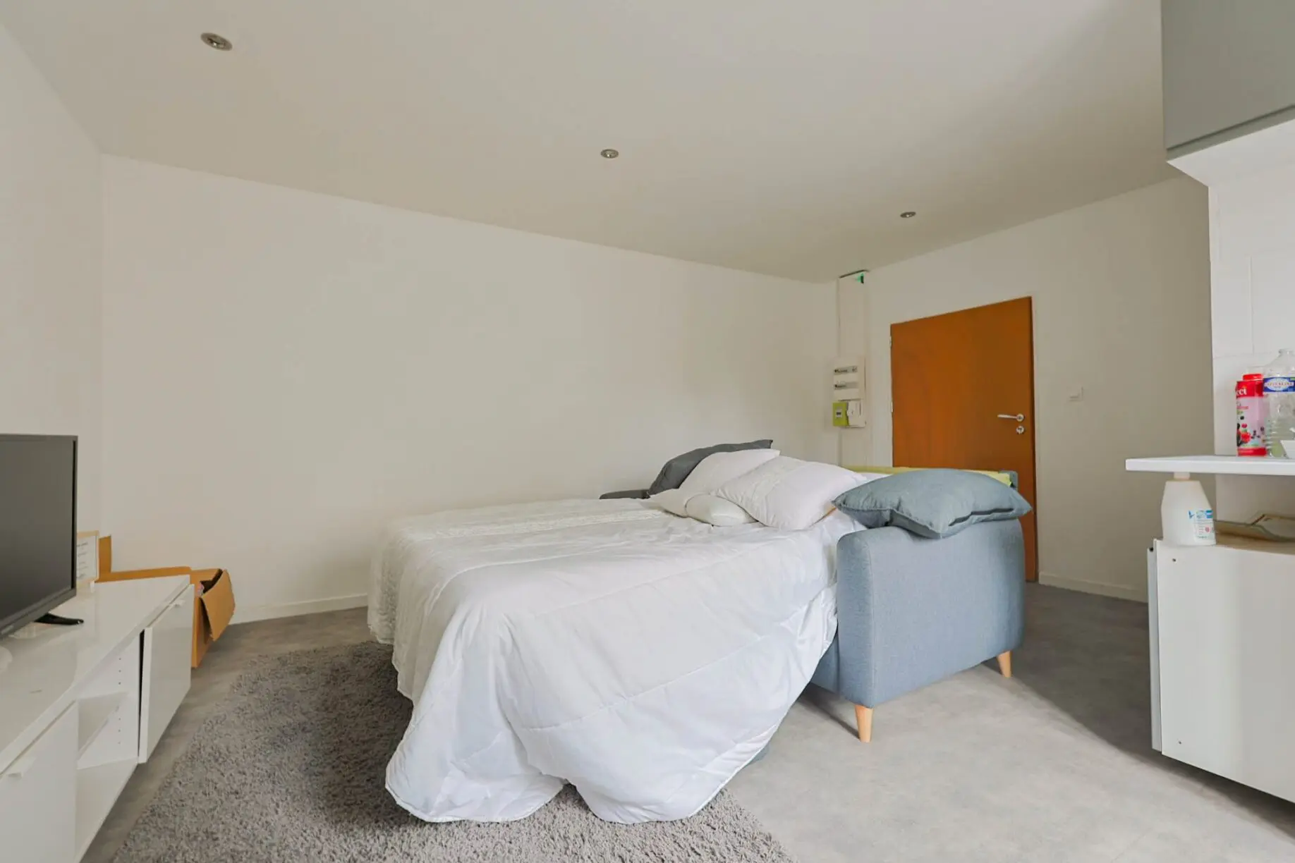 98 Immeuble – Montargis proche Centre – local commercial, studio et T3