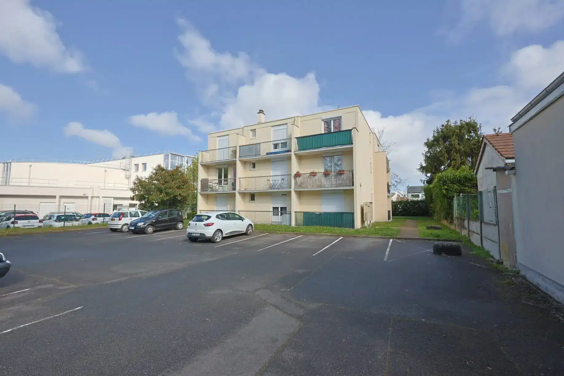 Appartement_VA2043-RESIDE_Immobilier-6-1-scaled Studio – Bord de Loire – Tram 500m