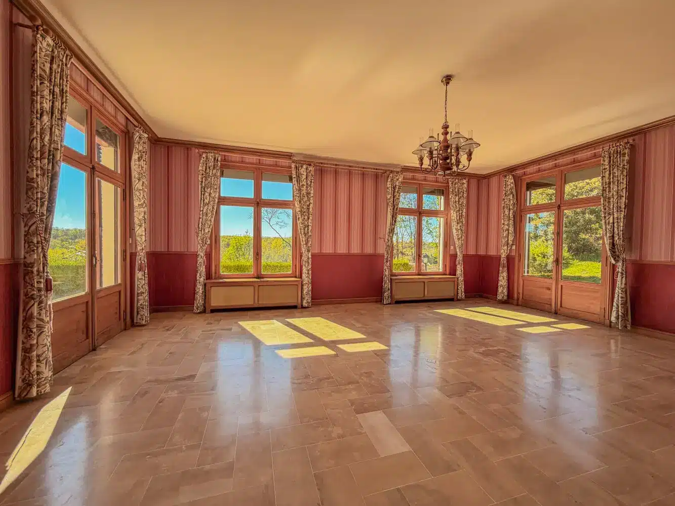 IMG_8105 Propriété 400m2 – Amilly