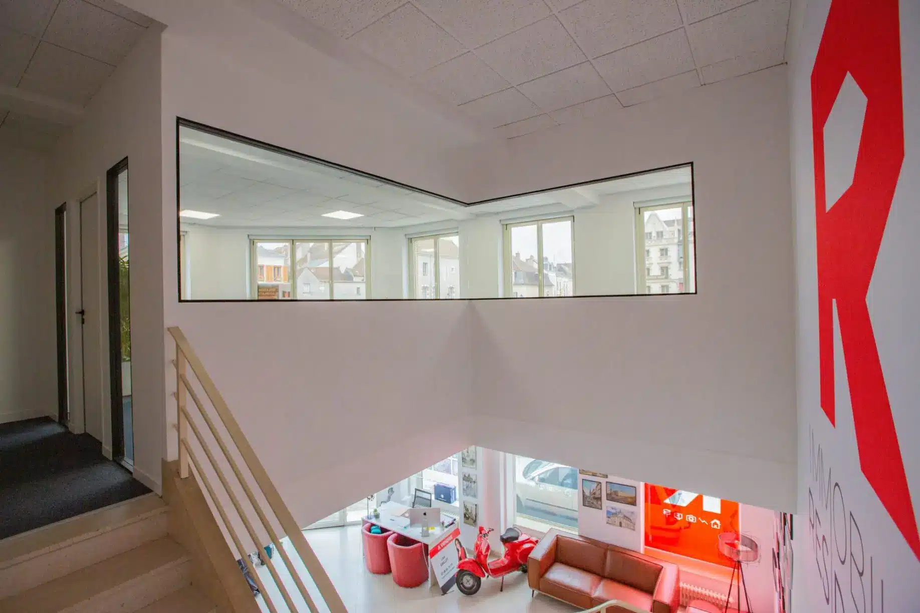 Immobilier-Pro_LP076-RESIDE_Immobilier-4-scaled Salle de Reunion – Montargis Centre