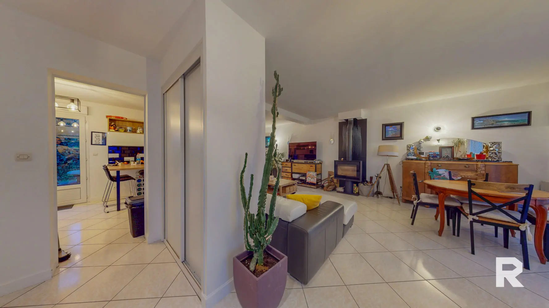 Maison-Familiale-Secteur-Christ-3-chambres-11142025_102828 Maison familiale – secteur Christ –