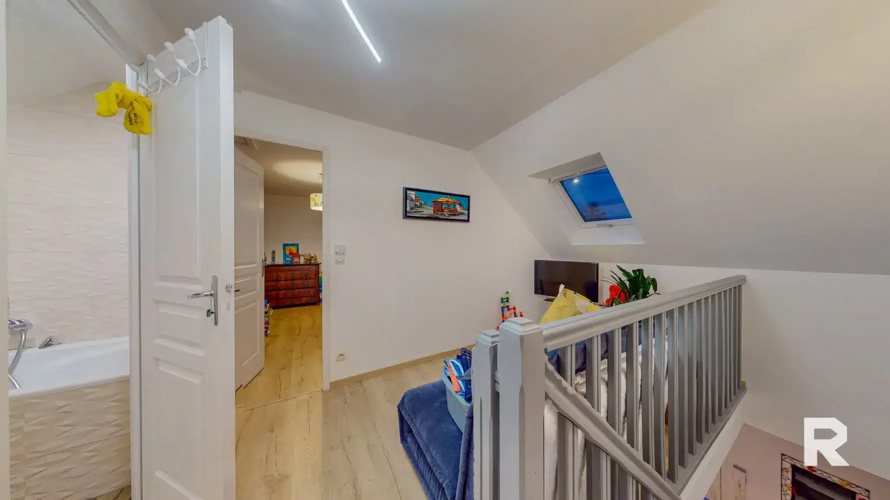 Maison-Familiale-Secteur-Christ-3-chambres-11142025_103032 Maison familiale – secteur Christ –