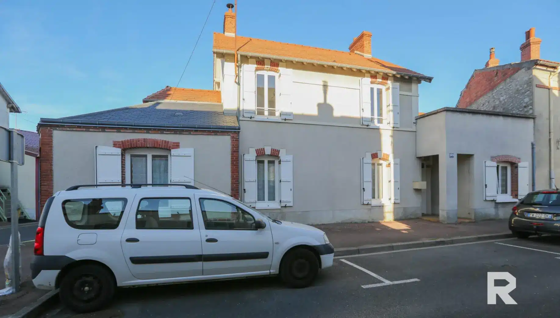 Maison_VM750-RESIDE_Immobilier-12-scaled Maison de ville – 4 chambres – Garage – Gare