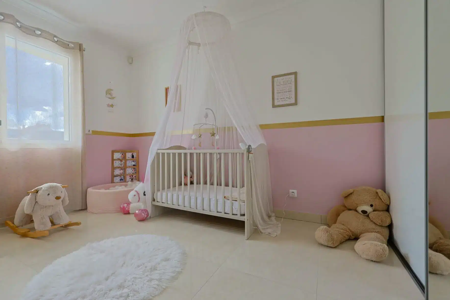 Maison_VM943-RESIDE_Immobilier-6-scaled Pavillon de 2028 – Secteur calme – Amilly Viroy