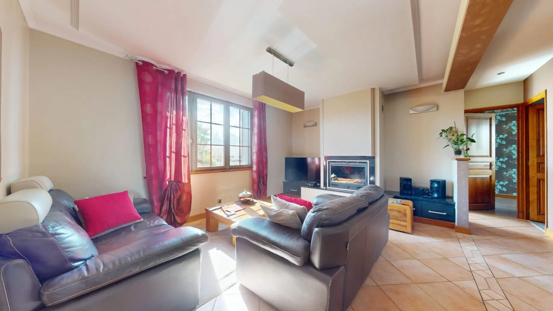 Maison_VM995-RESIDE_Immobilier-4-scaled Maison Famillial – 4 chambres – Sous sol – Garage