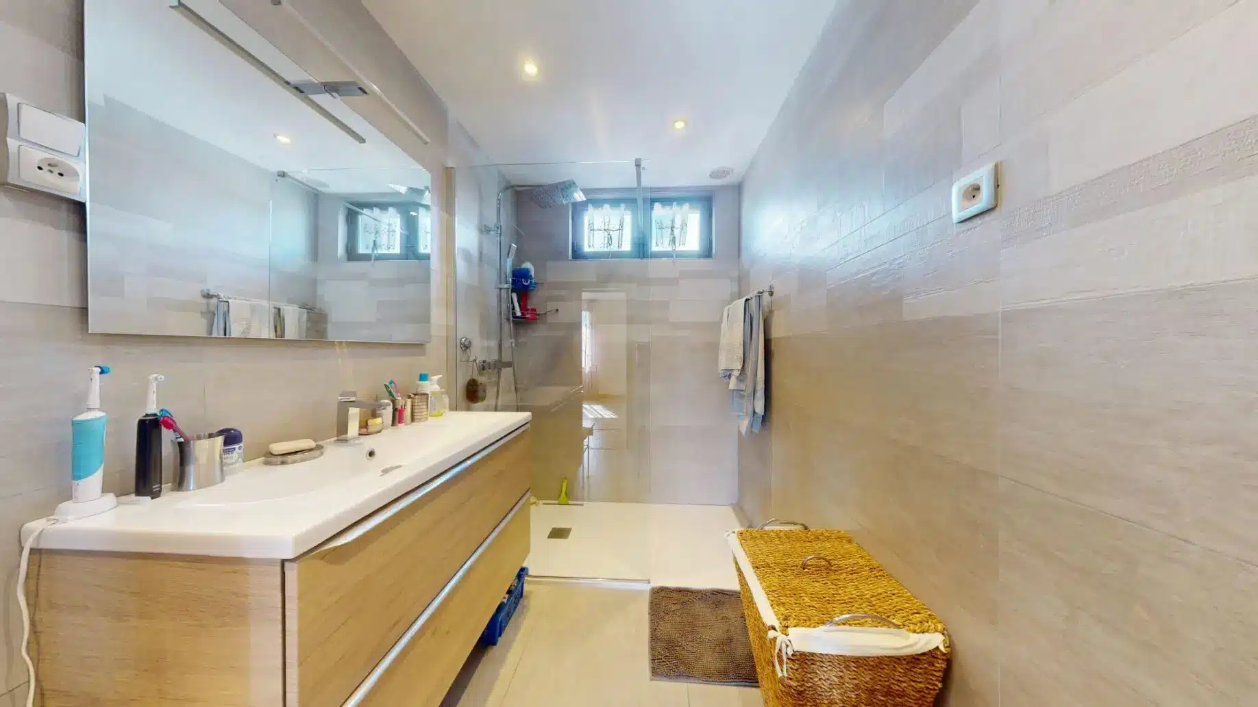 Maison_VM995-RESIDE_Immobilier-8-scaled Maison Famillial – 4 chambres – Sous sol – Garage
