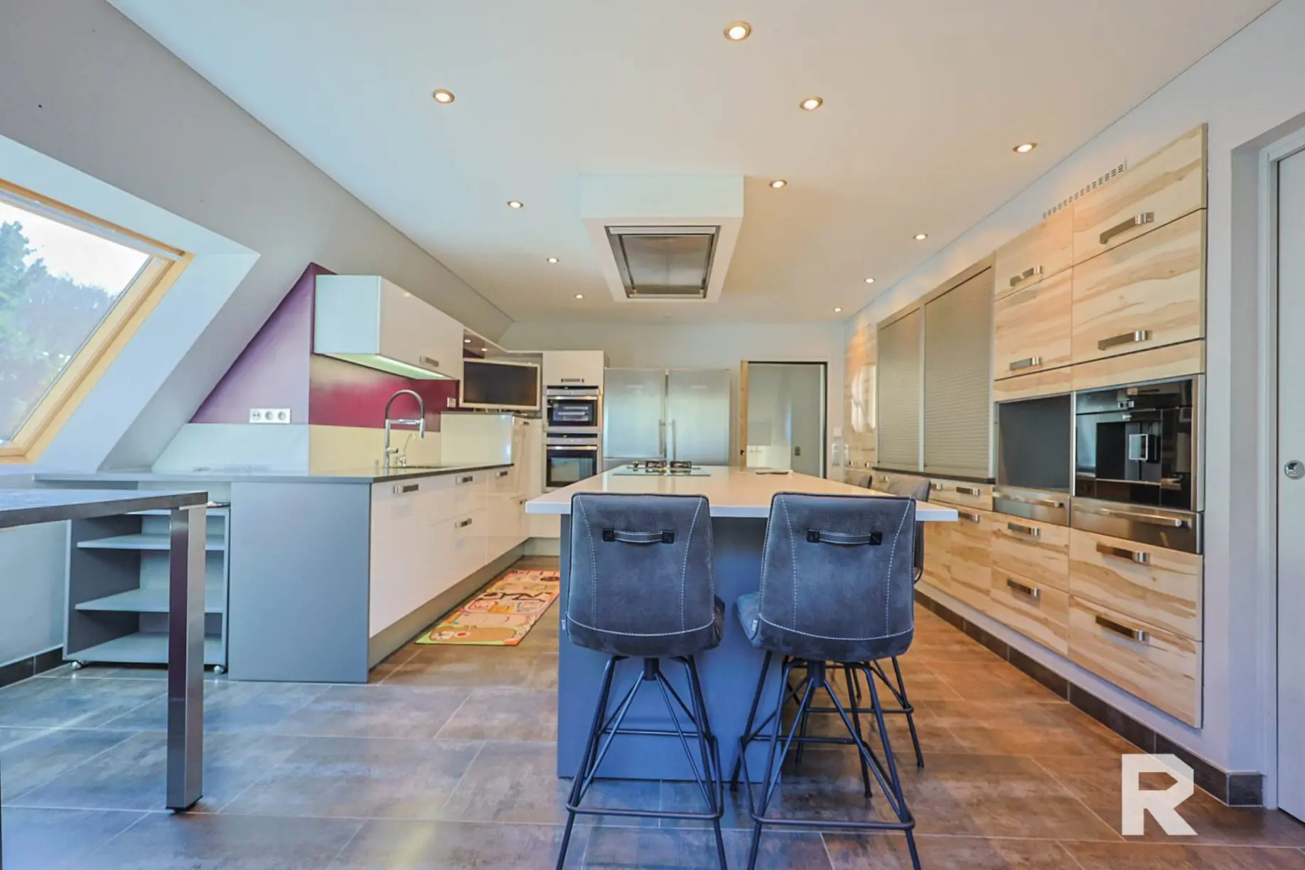 Maison_VM996-RESIDE_Immobilier-6-scaled Maison d’architecte – haut de gamme – 5 chambres