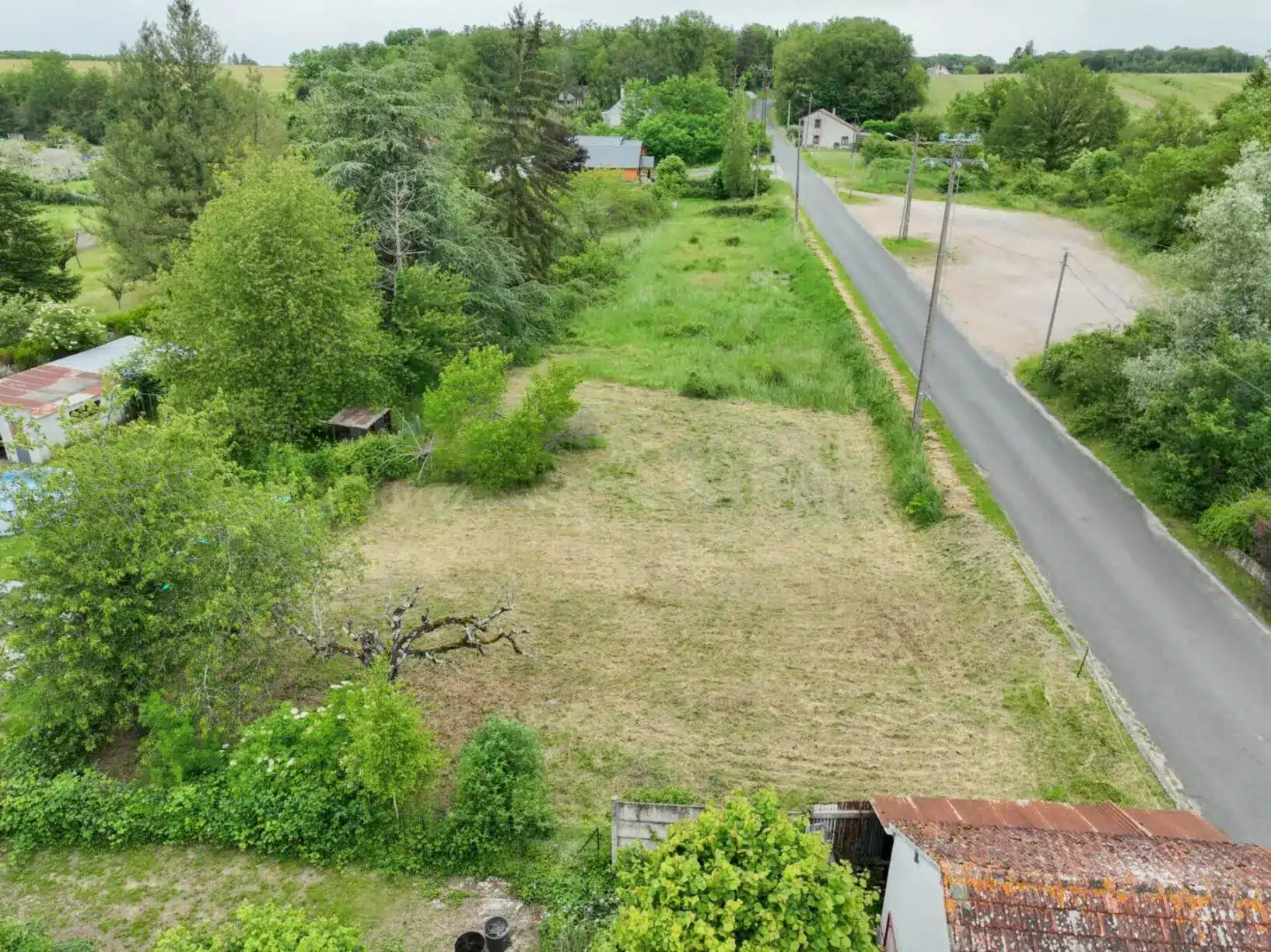terrain 34ml façade – amilly · 37 500 €