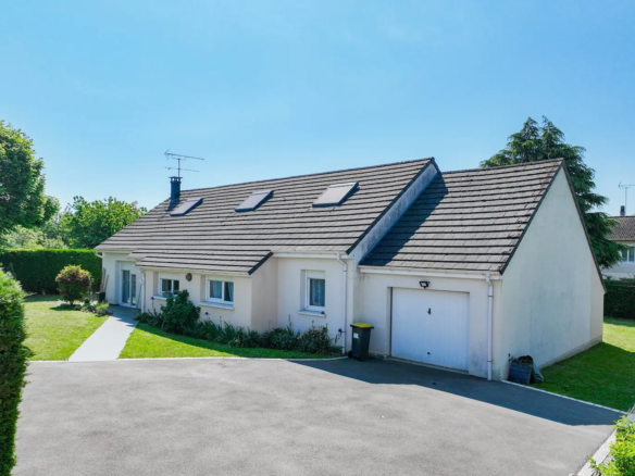 Maison familiale – 5 chambres – Amilly