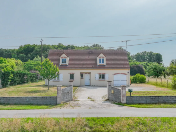 Maison Familiale – 4 chambres – 2 salles d’eaux