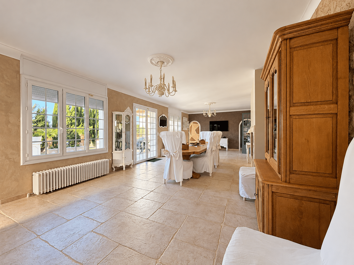 584A22D5-1AF8-4F58-ABE1-E8A5DB187A99 BRIARE – PROPRIÉTÉ AVEC DEUX HABITATIONS ET PISCINE