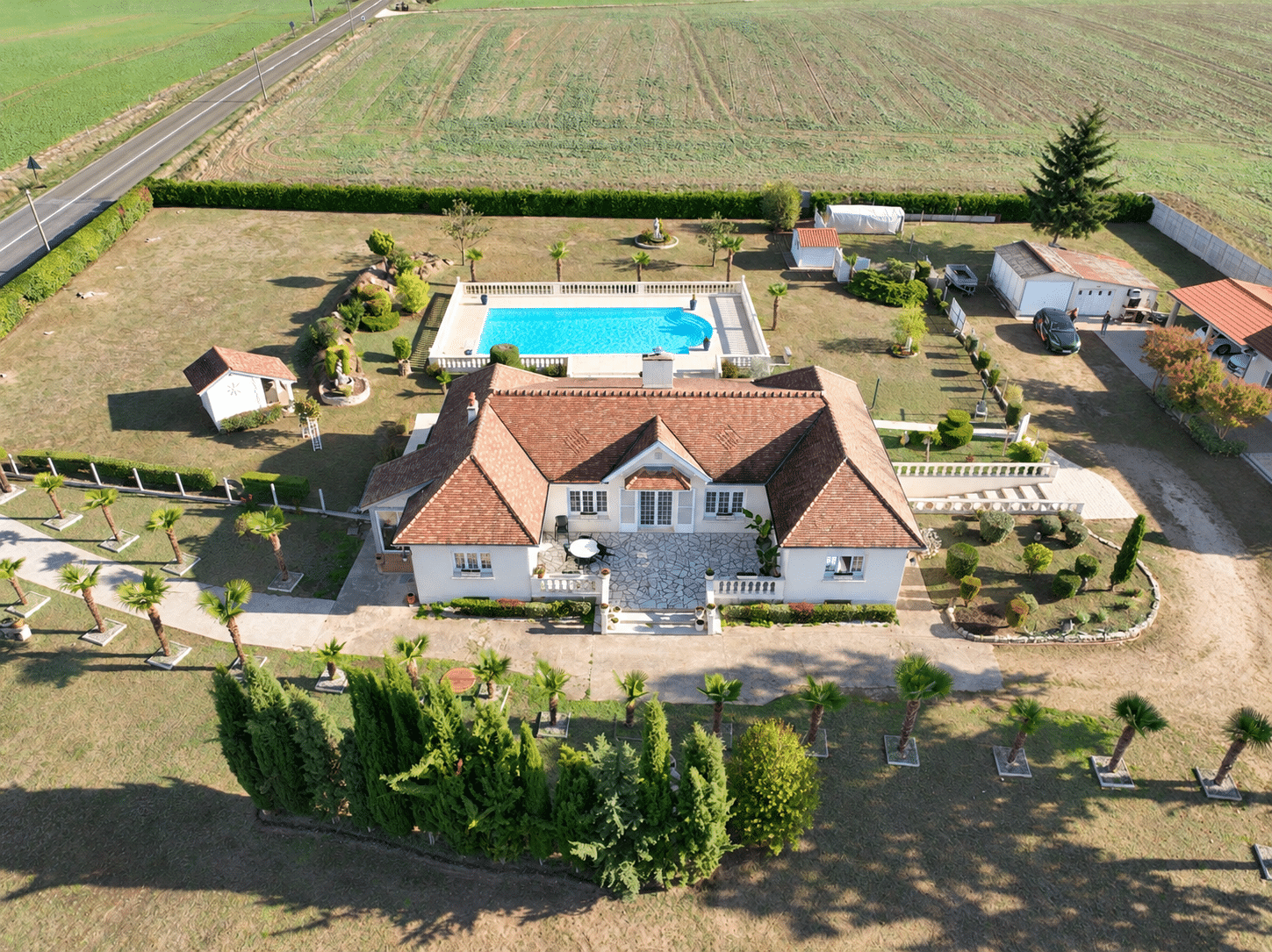 86C479C0-7441-4F45-A0C4-5B26FCE93088 BRIARE – PROPRIÉTÉ AVEC DEUX HABITATIONS ET PISCINE