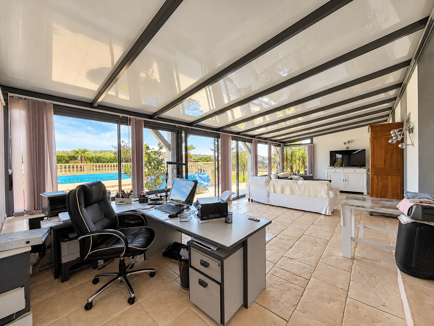 9158650B-FA21-42A0-8376-A6BE9EEA539E BRIARE – PROPRIÉTÉ AVEC DEUX HABITATIONS ET PISCINE